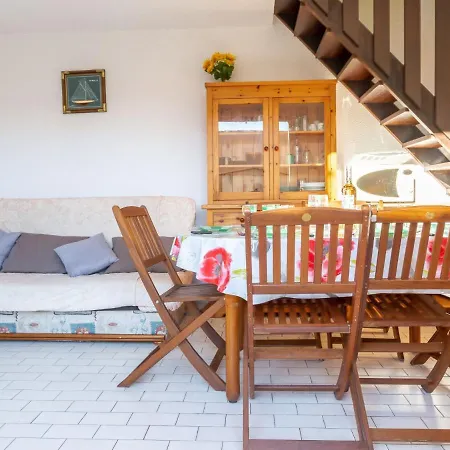 Prázdninový dům Les Captivantes Ii-8 By Interhome *