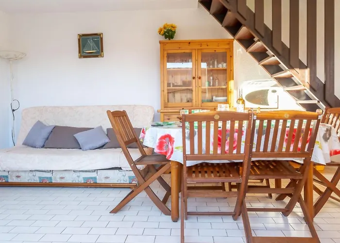 Сasa de vacaciones Les Captivantes Ii-8 By Interhome *