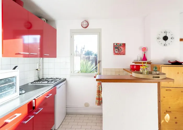 Les Captivantes Ii-8 By Interhome アグド